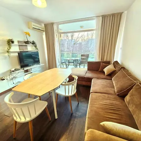 Family In Solmarin Сонячний Берег