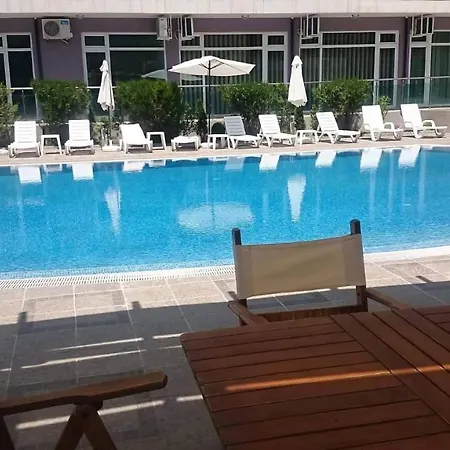 Family In Solmarin * סאני ביץ'