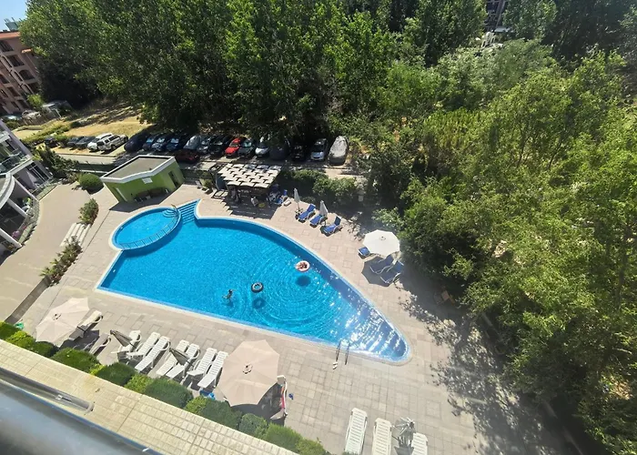 Family In Solmarin شقة *