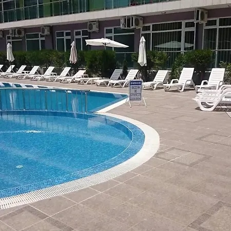 Family In Solmarin 써니비치