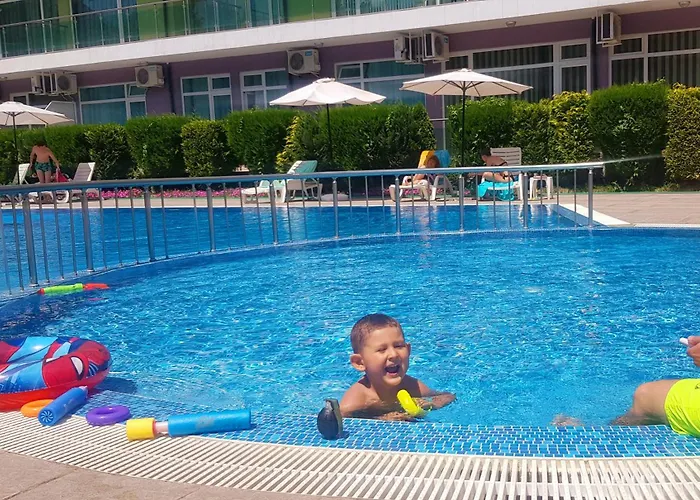 Family In Solmarin Апартаменти Сонячний Берег